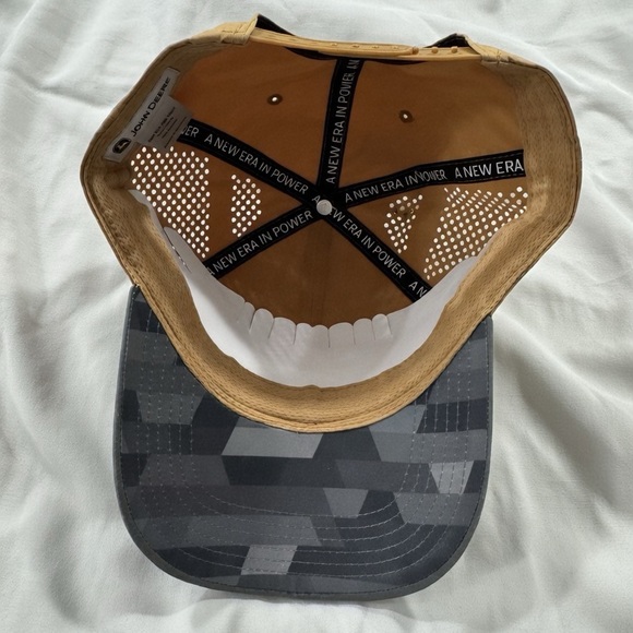 John Deere Men's Brown Cap - Picture 3 of 5